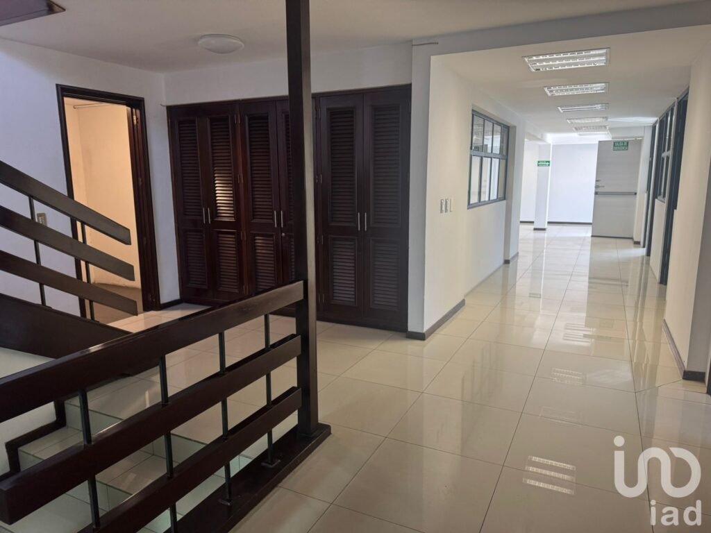 Oficinas en Renta en Prados Providencia, GDL. JAL. - Por nivel o completo