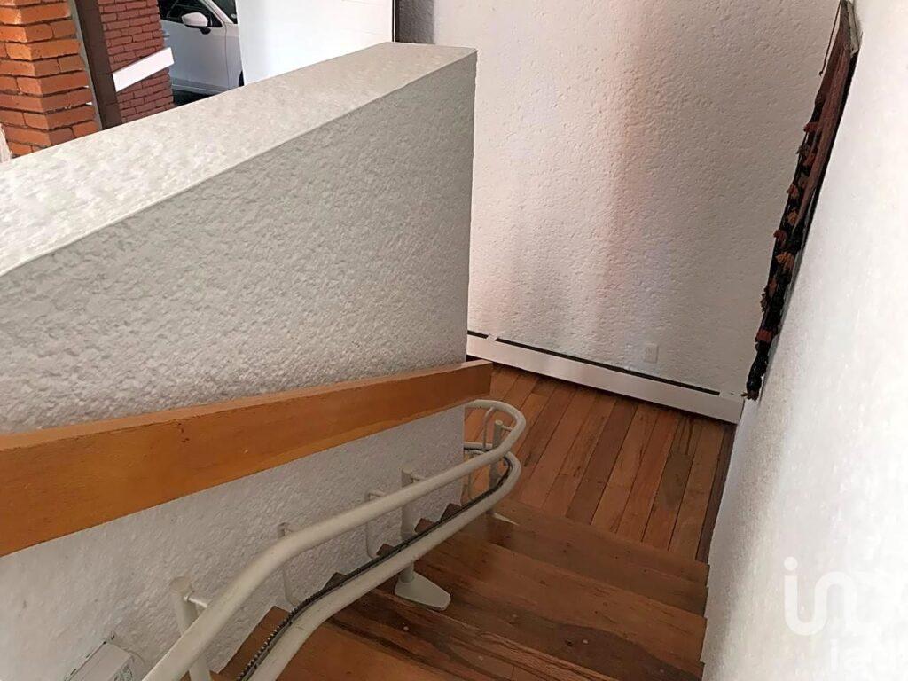 CASA EN VENTA TECAMACHALCO calle cerrada