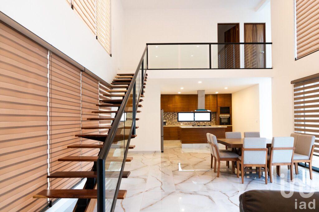 CASA EN VENTA AMUEBLADA JARDINES DE LA REJOYADA