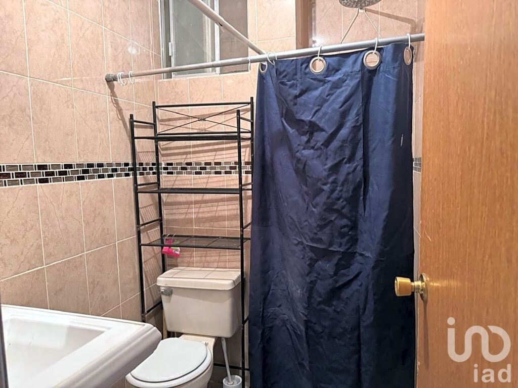 SE RENTA CASA DE TRES HABITACIONES EN PORFIRIO DIAZ CD JUAREZ