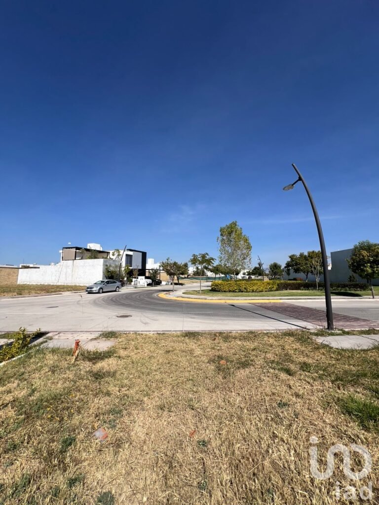 Terreno en Venta en Mayorazgo