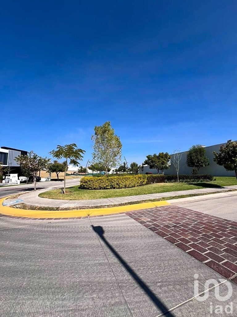 Terreno en Venta en Mayorazgo