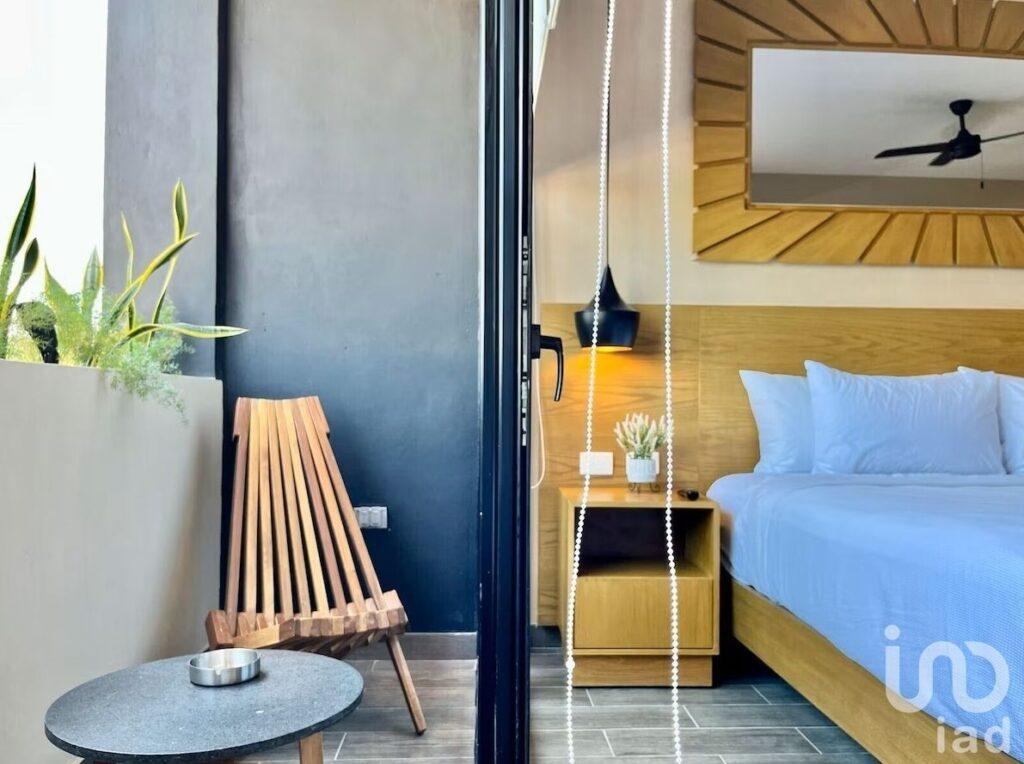 Tu nuevo Loft amueblado con Alberca y cerca de la playa: ¡Vive o invierte en Playa del Carmen!