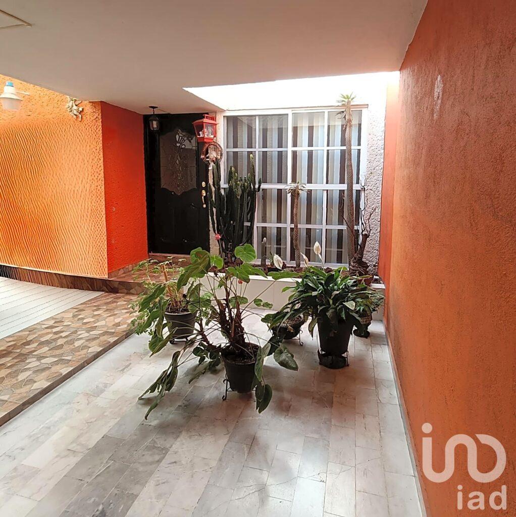 Casa en Venta en Campestre Churubusco, Coyoacan, Cdmx