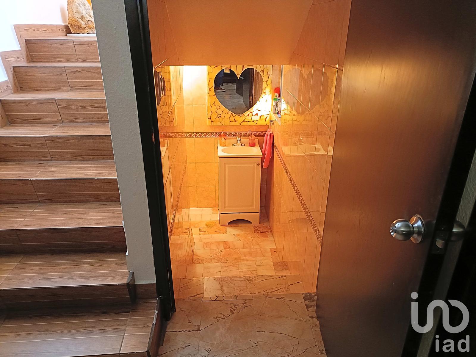 Casa en Venta en Campestre Churubusco, Coyoacan, Cdmx