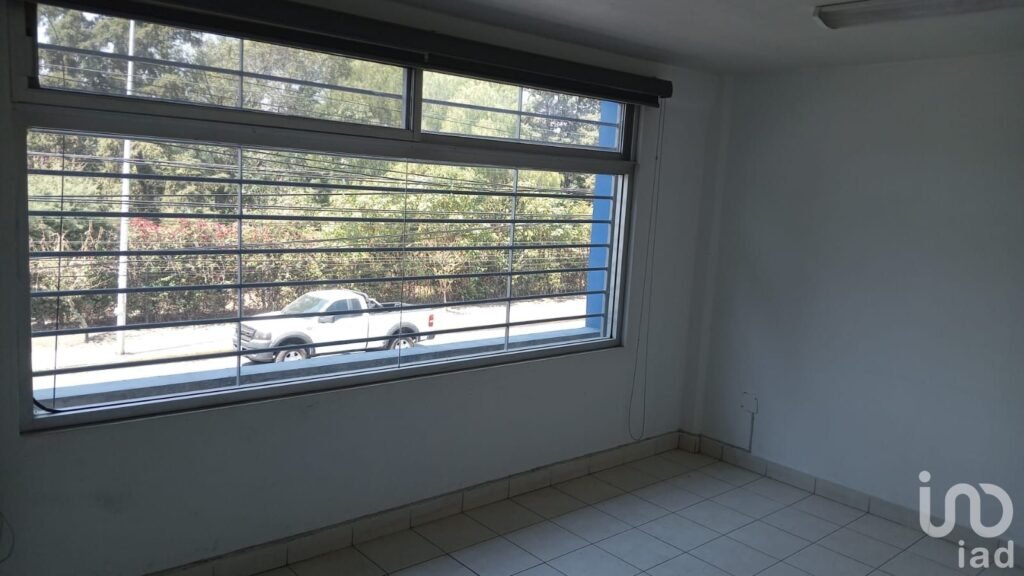 3 espacios para oficinas en Col. Bugambilias 1ra 36m2, 2da 24m2, 3ra 6m2