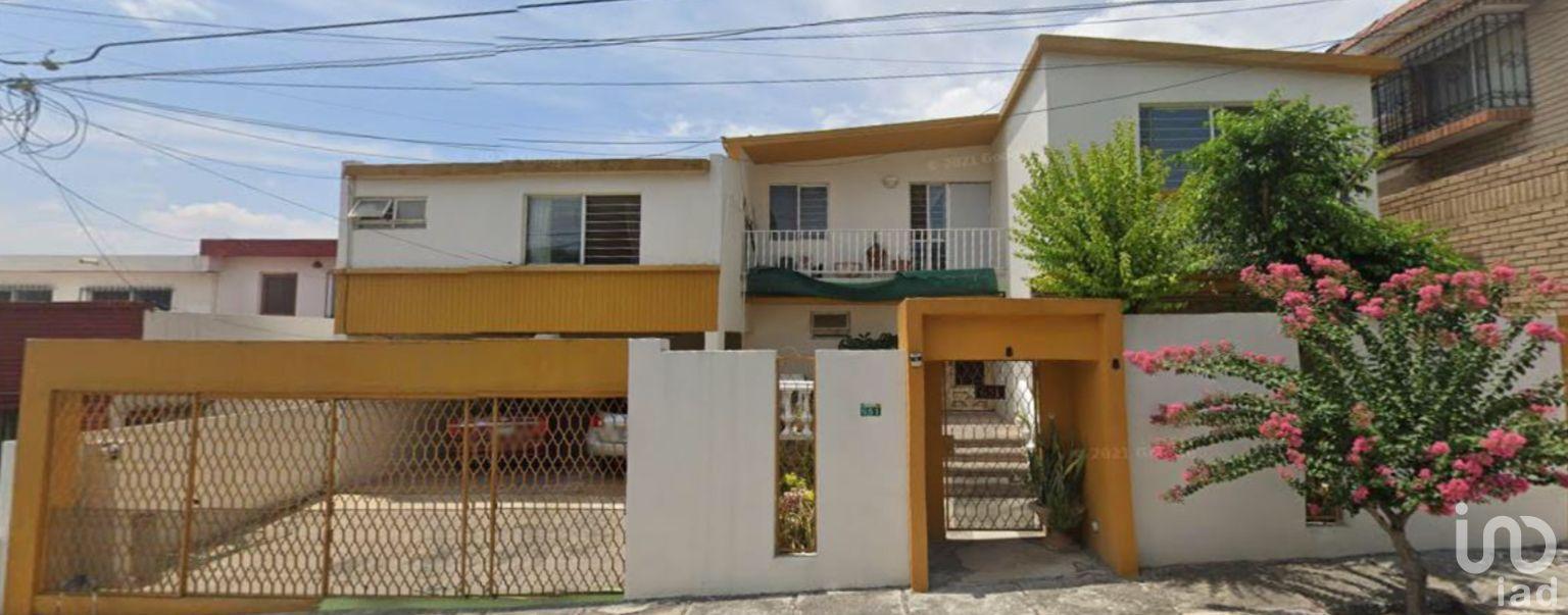 Casa en venta Contry La Silla Casa en venta Contry La Silla