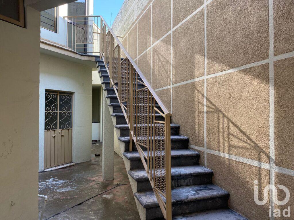 Casa con local comercial en Cuautla, Morelos