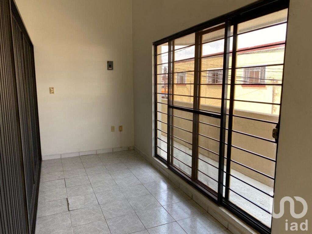 Casa con local comercial en Cuautla, Morelos
