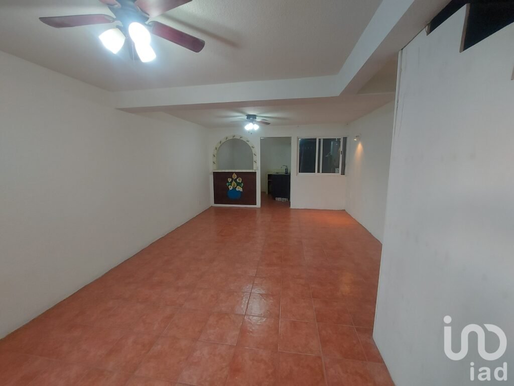 Casa Venta 2 recamaras Centro Xochitepec con vigilancia