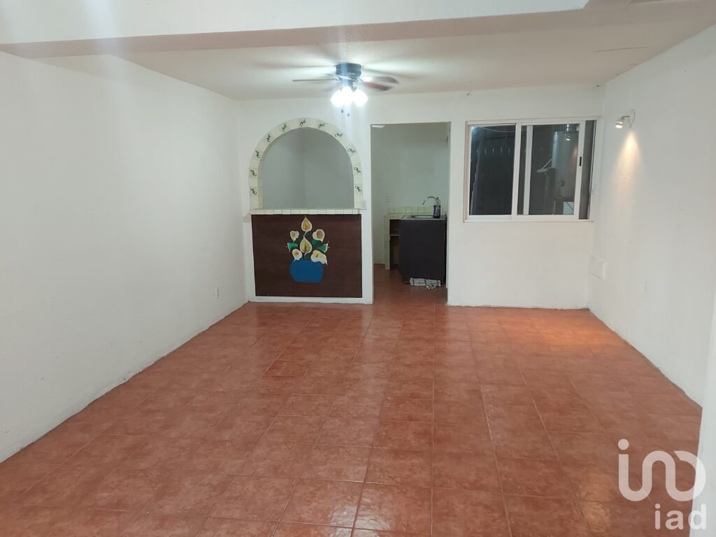Casa Venta 2 recamaras Centro Xochitepec con vigilancia