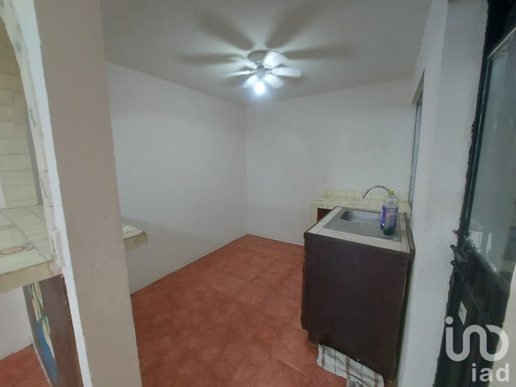 Casa Venta 2 recamaras Centro Xochitepec con vigilancia