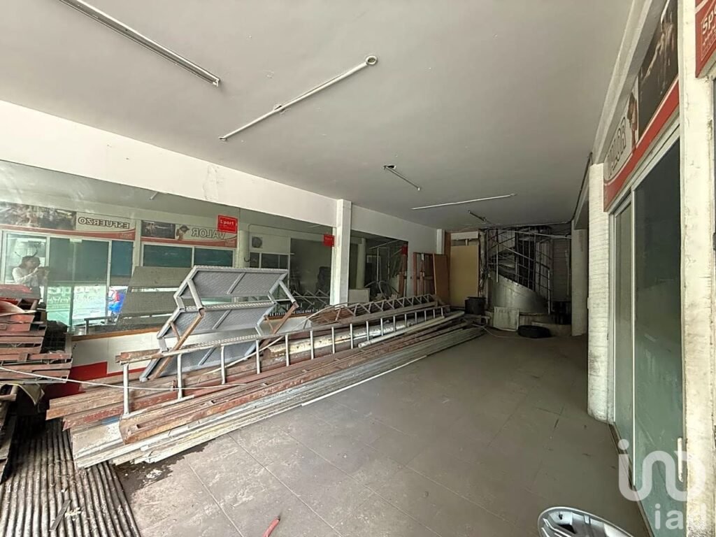 RENTA DE ESPACIO PARA LOCAL SOBRE BLVD ATLIXCO CERCA DE COL. LA PAZ