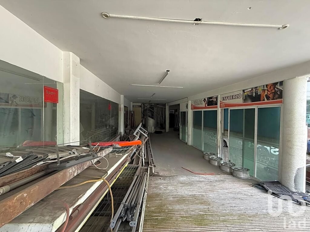 RENTA DE ESPACIO PARA LOCAL SOBRE BLVD ATLIXCO CERCA DE COL. LA PAZ