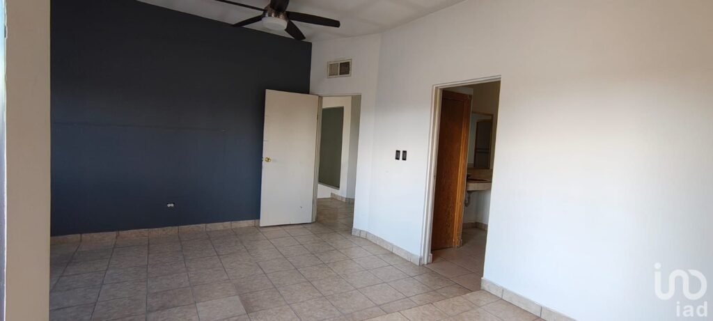 CASA EN VENTA EN COLONIA FUENTES DEL VALLE, CD JUAREZ