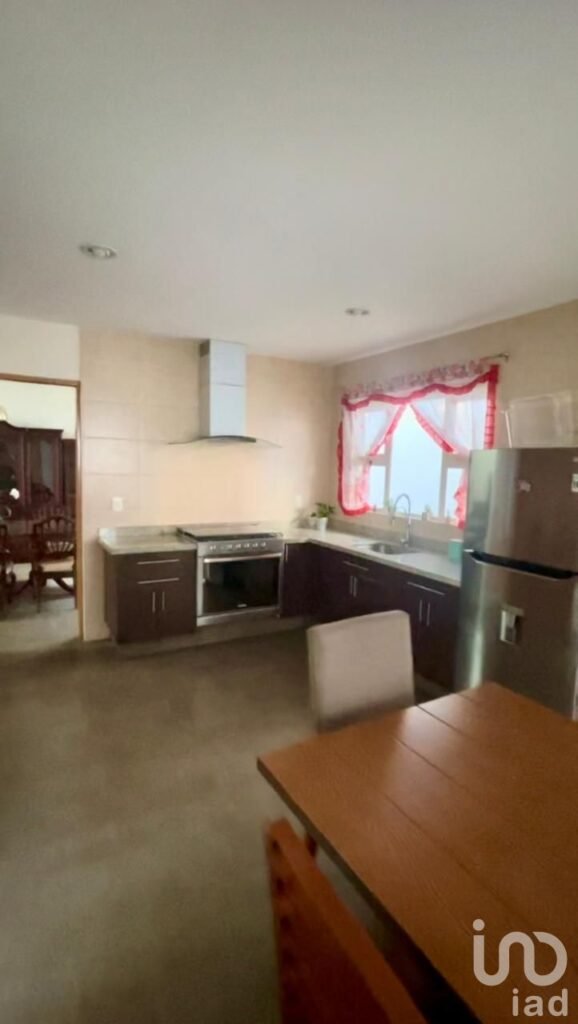 Casa en Renta en Residencial Casa de las Fuentes, San Salvador Tizatlalli, Metepec, Estado de México