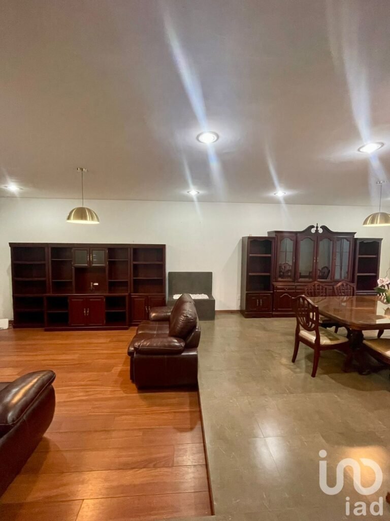 Casa en Renta en Residencial Casa de las Fuentes, San Salvador Tizatlalli, Metepec, Estado de México