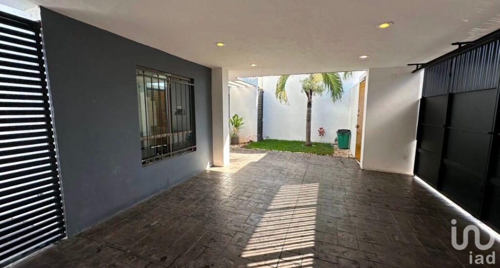 Casa en Venta en Las Américas, en esquina. Acepta Infonavit.