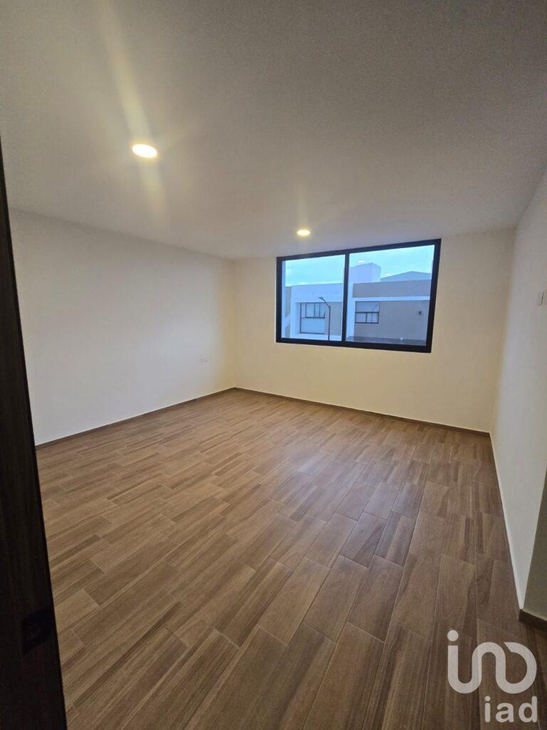 VENTA DE CASA NUEVA ZONA TLAXCALANCINGO 3 HABITACIONES C/U CON BAÑO COMPLETO