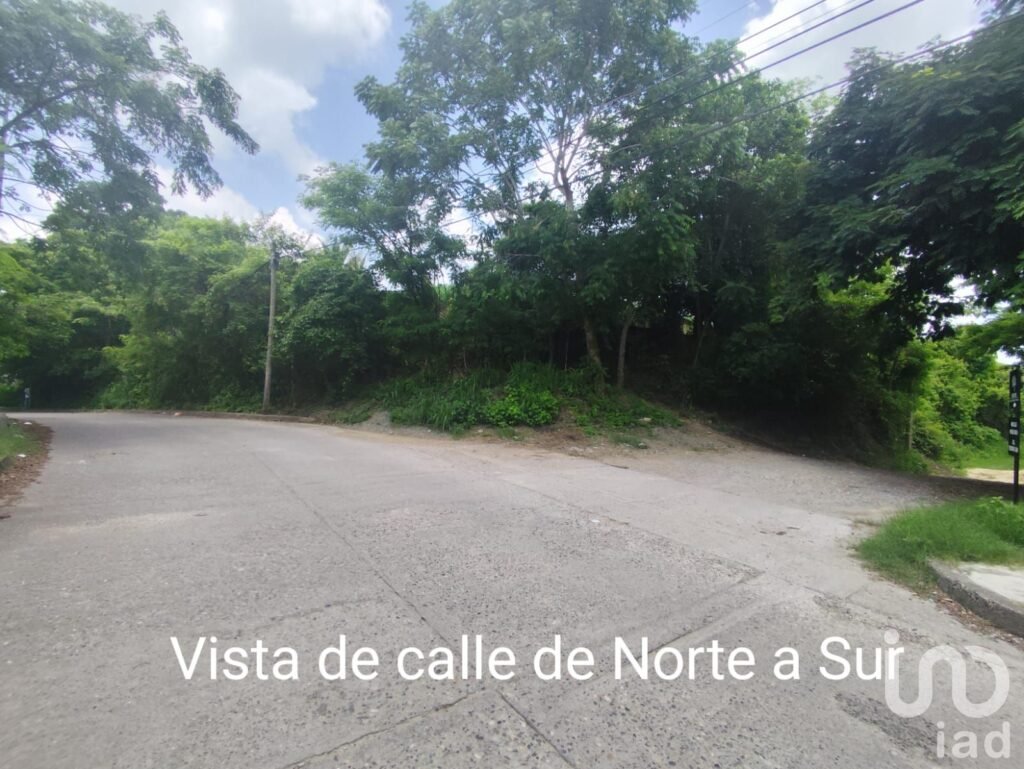 Se vende Terreno Papantla Pueblo Magico Veracruz a 2 min del Centro Historico