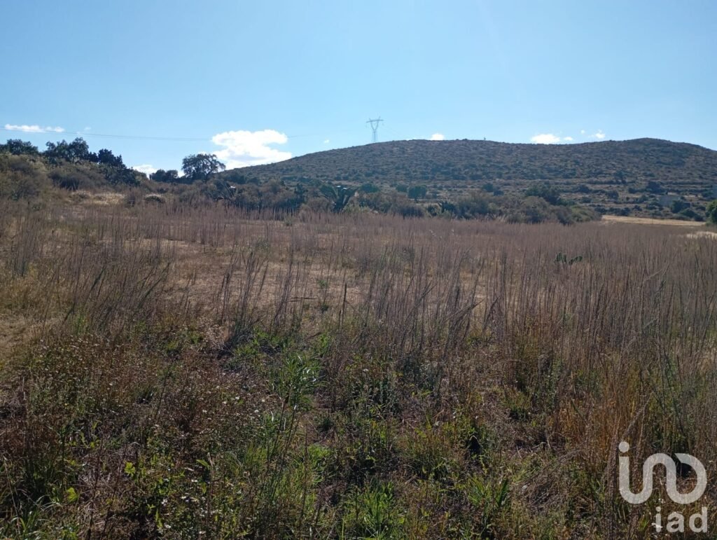 Venta de terreno, depósito de agua y servicio de electricidad a unos metros en San Juan Tizahuapan