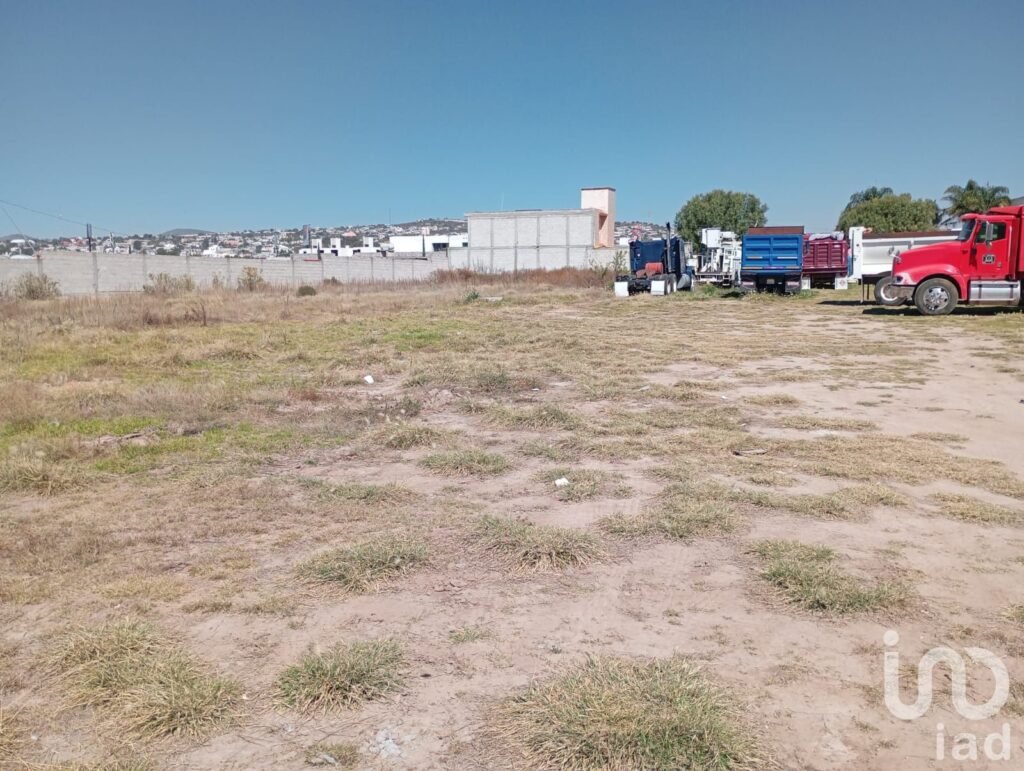 TERRENO EN VENTA URBANO LOTIFICADO, CON DRENAJE Y BARDEADO EN LINDAVISTA, ZEMPOALA HIDALGO