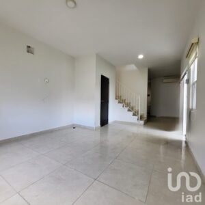 CASA EN RENTA EN RESIDENCIAL EN ZONA SUR EN CANCUN CASA EN RENTA EN RESIDENCIAL EN ZONA SUR EN CANCUN