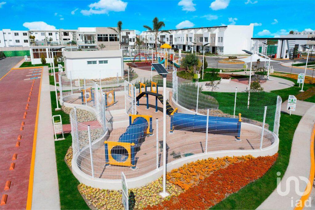 Casa en VENTA Paseos del Bosque 2, Ojo de Agua. 3 Recs, Control Acceso, Casa Club ALBERCA. DurantaP