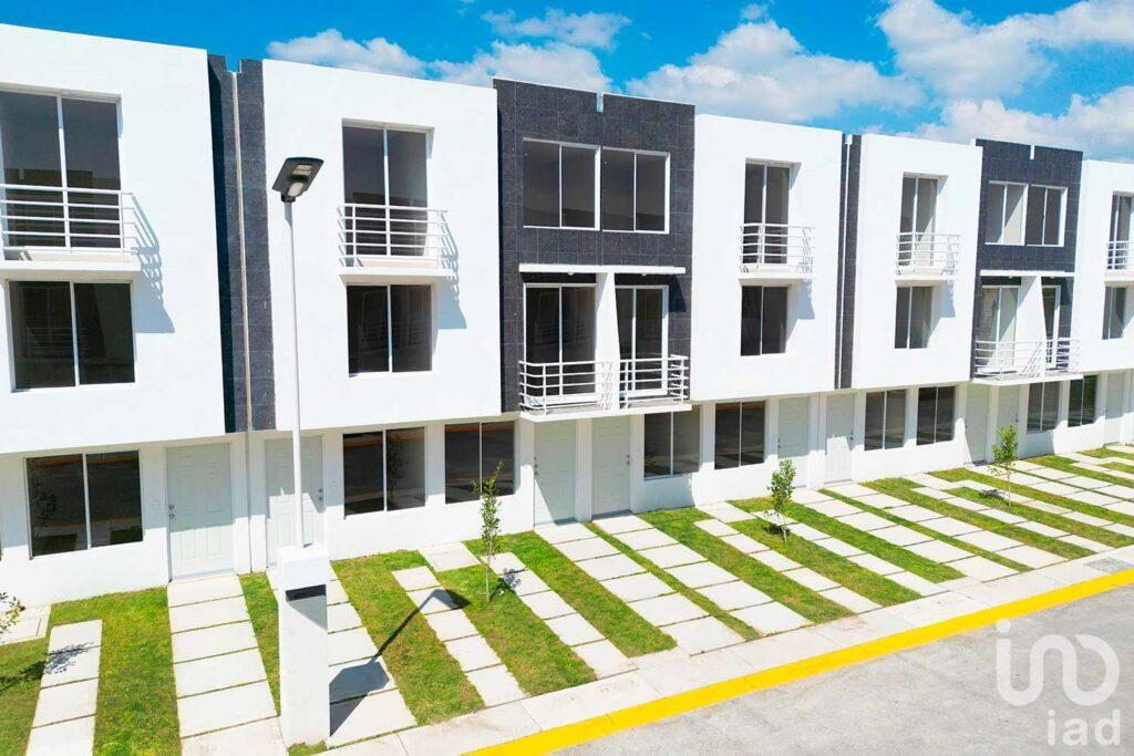 Casa en VENTA Senderos Tecámac - Platino 4 Recámaras, Casa club con ALBERCA.