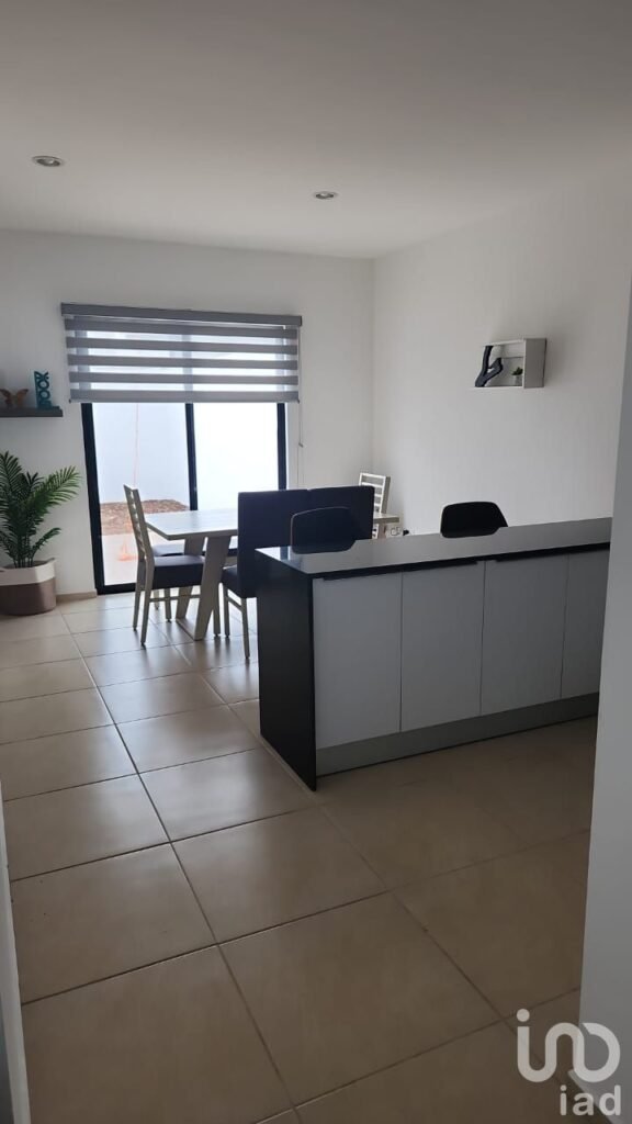 EN VENTA CASA DE UN PISO CON AMENIDADES, FRACC. ANDRIA, CANCUN, Q.ROO