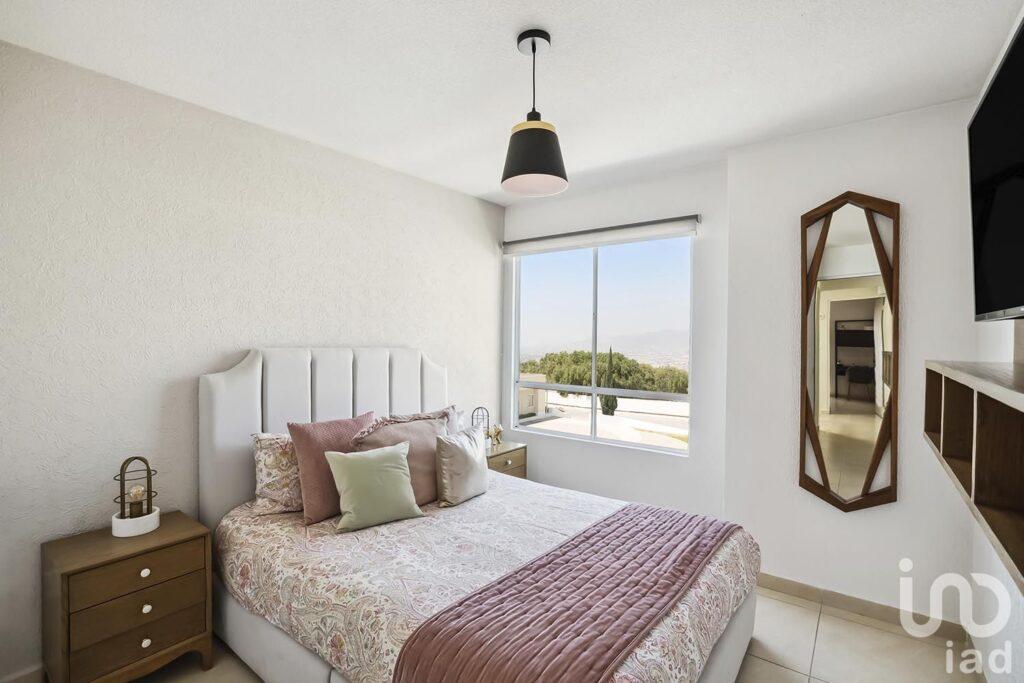 Casa en VENTA Los Héroes San Pablo, Tecámac, Ceiba Plus de Tres plantas y 4 recámaras.