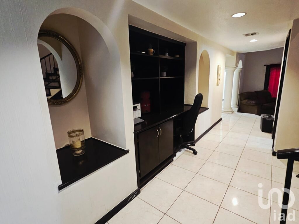 RESIDENCIA AMUEBLADA  EN RENTA SECTOR FRACC. HACIENDA DEL CAMPANARIO CD. JUAREZ CHIH