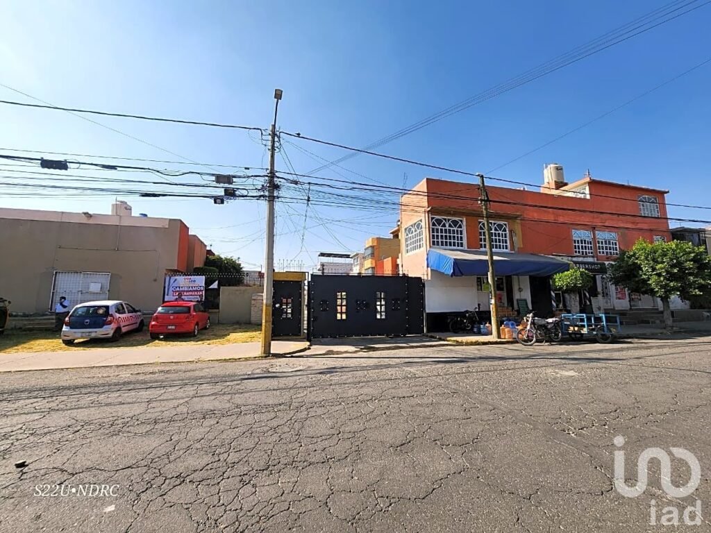 Casa en Venta en Héroes Coacalco, Coacalco de Berriozábal, Estado de México.