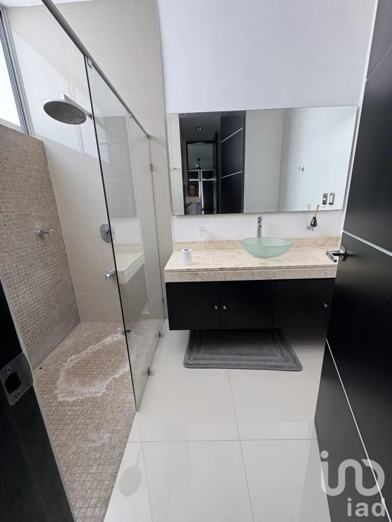 Casa en Renta AMUEBLADA con Piscina en Altabrisa