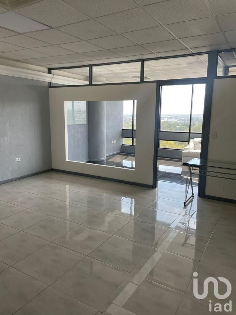 OFICINA EN VENTA EN TORRE PLAZA BOSQUES, AGUASCALIENTES