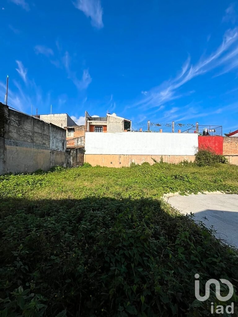 Lote residencial en venta de 164.69 m2 en Privada Planilla del Café, Coatepec, Veracruz