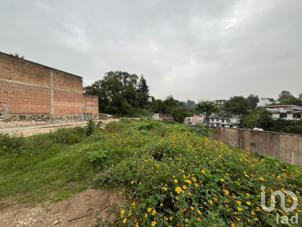 Lote residencial en venta de 164.69 m2 en Privada Planilla del Café, Coatepec, Veracruz