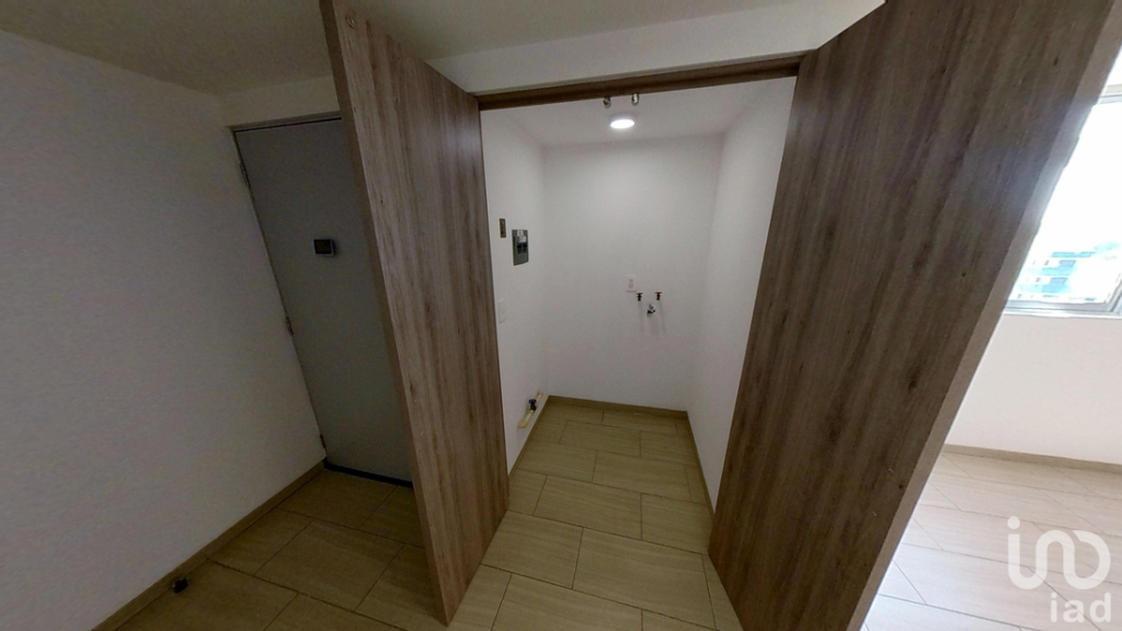 Venta deparatamento en Calz. de Tlalapan, Col Postal, Benito Juárez.