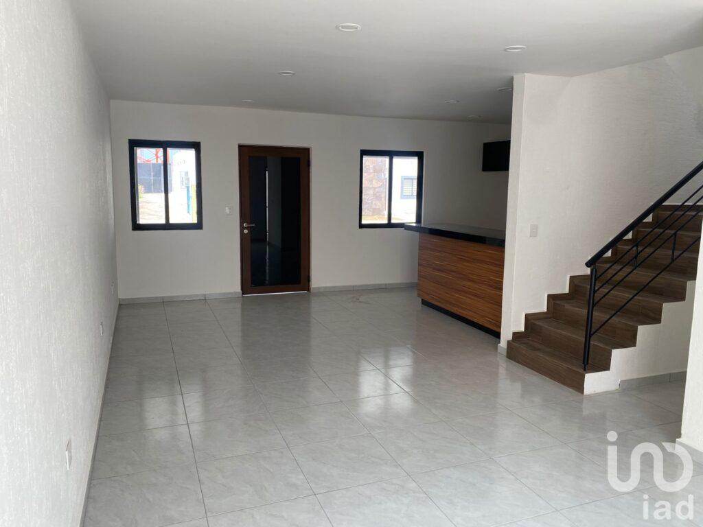 ¡Tu nuevo hogar con alberca! Casa en Venta 179 m2 en Lomas de la Rioja II, Alvarado, Veracruz
