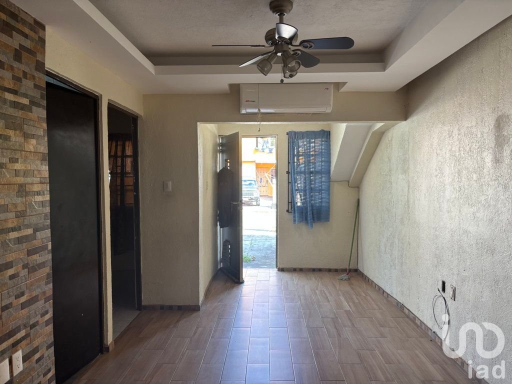 Casa en venta, Circuito Ostión Norte #8907-2, Fracc. Puente Moreno, Mpio. Medellin de Bravo, Ver.