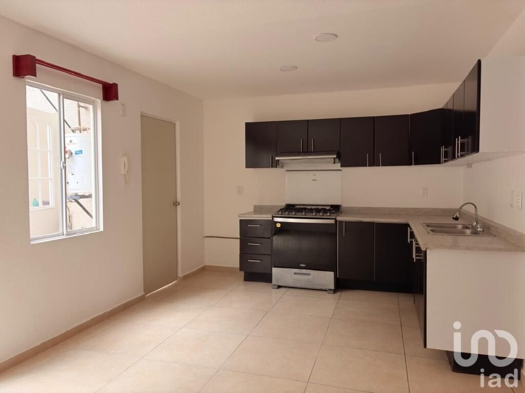 CASA EN RENTA EN FRACCIONAMIENTO REAL MADEIRA FASE III, PACHUCA DE SOTO HIDALGO.