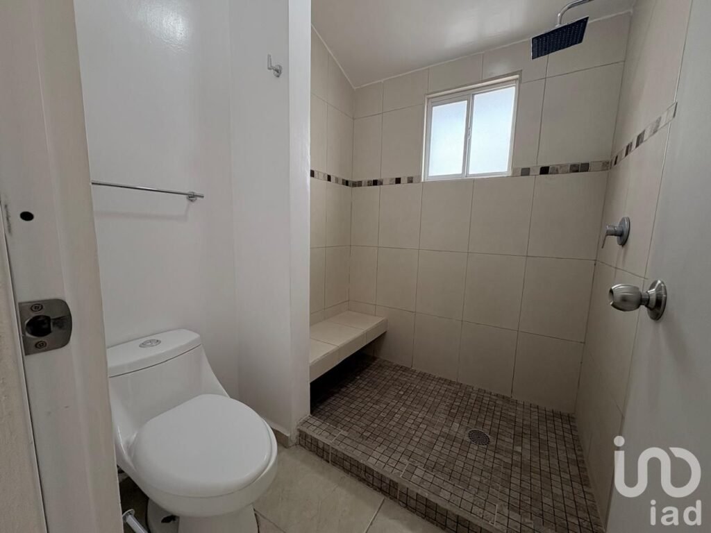 CASA EN RENTA EN FRACCIONAMIENTO REAL MADEIRA FASE III, PACHUCA DE SOTO HIDALGO.