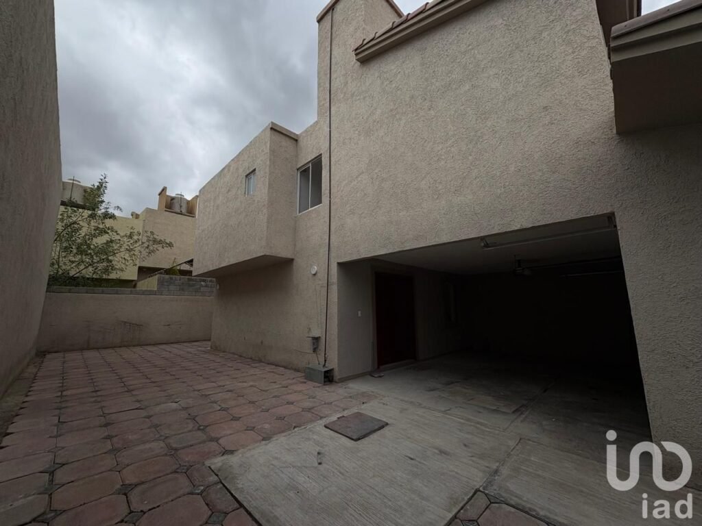 CASA EN RENTA EN FRACCIONAMIENTO REAL MADEIRA FASE III, PACHUCA DE SOTO HIDALGO.