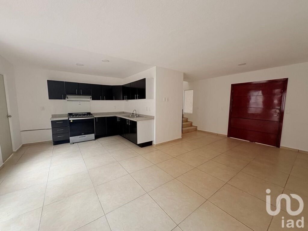 CASA EN RENTA EN FRACCIONAMIENTO REAL MADEIRA FASE III, PACHUCA DE SOTO HIDALGO.