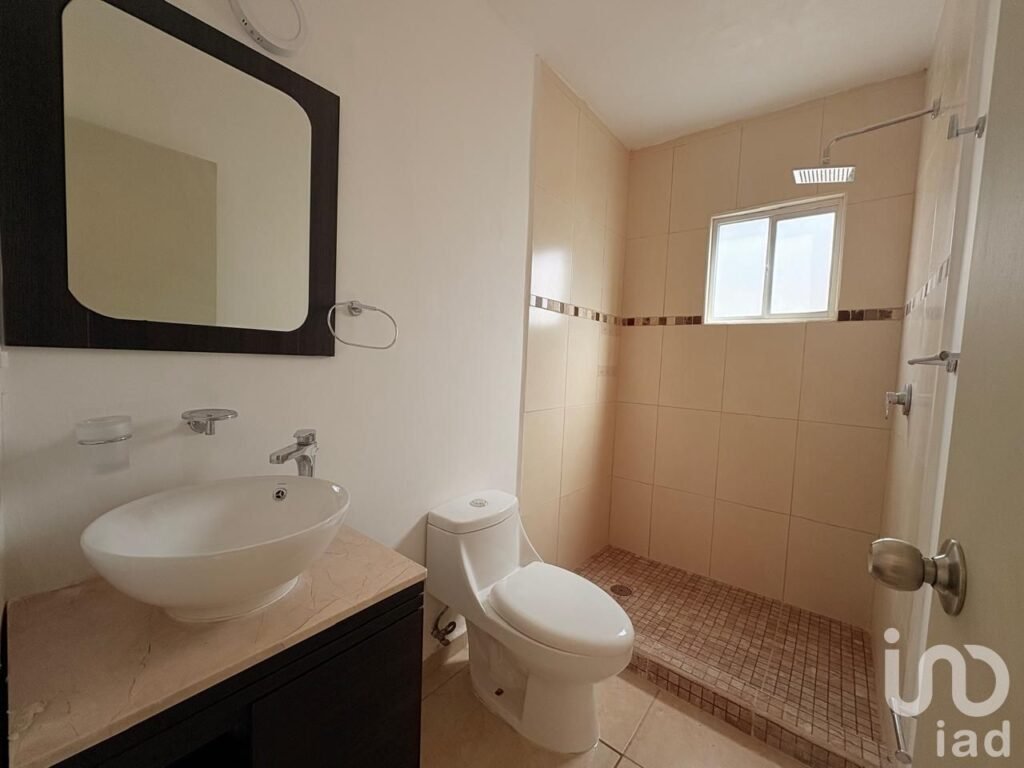 CASA EN RENTA EN FRACCIONAMIENTO REAL MADEIRA FASE III, PACHUCA DE SOTO HIDALGO.