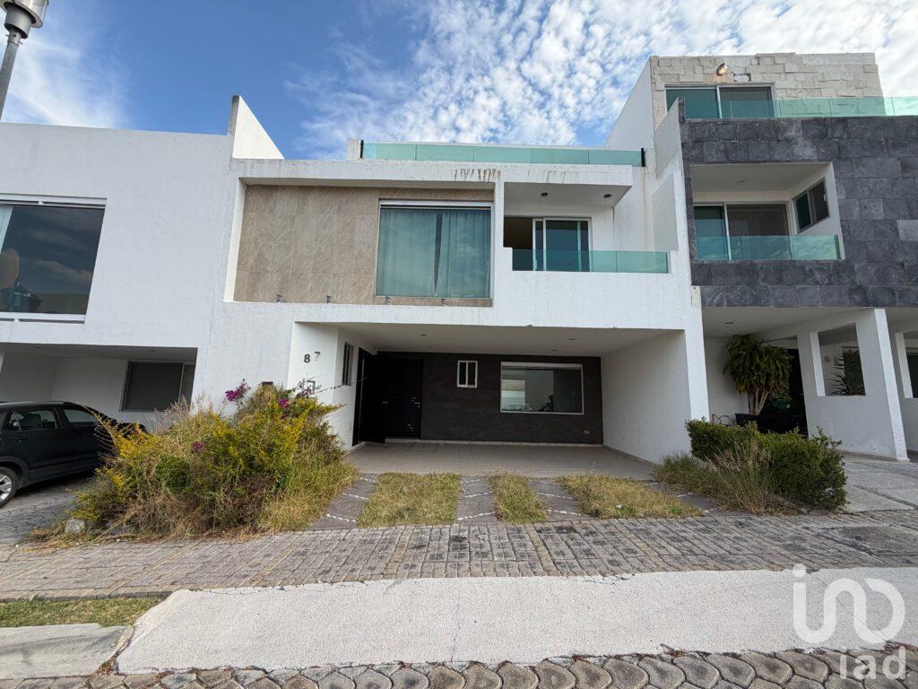 CASA EN VENTA DE OPORTUNIDAD LOMAS DE ANGELOPOLIS II DANF 537718