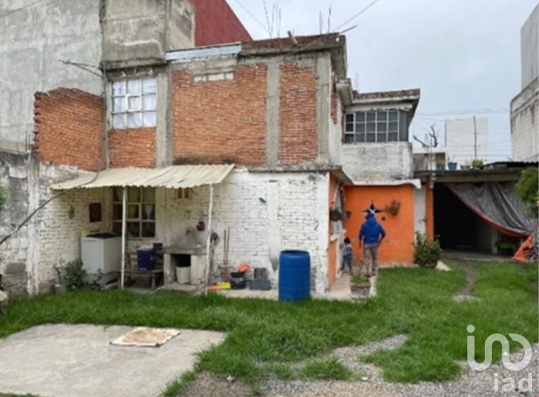Se Vende Casa con Terreno En Acatepec, San Andres Cholula