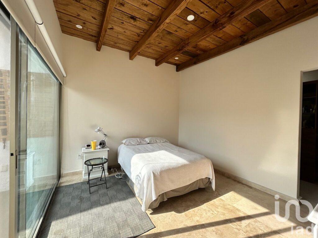 Casa en venta 1 nivel, doble seguridad en lomas de Cortés