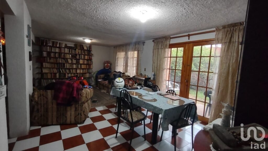 Se vende casa en Santa Cruz Chavarrieta, Xochimilco, Ciudad de México