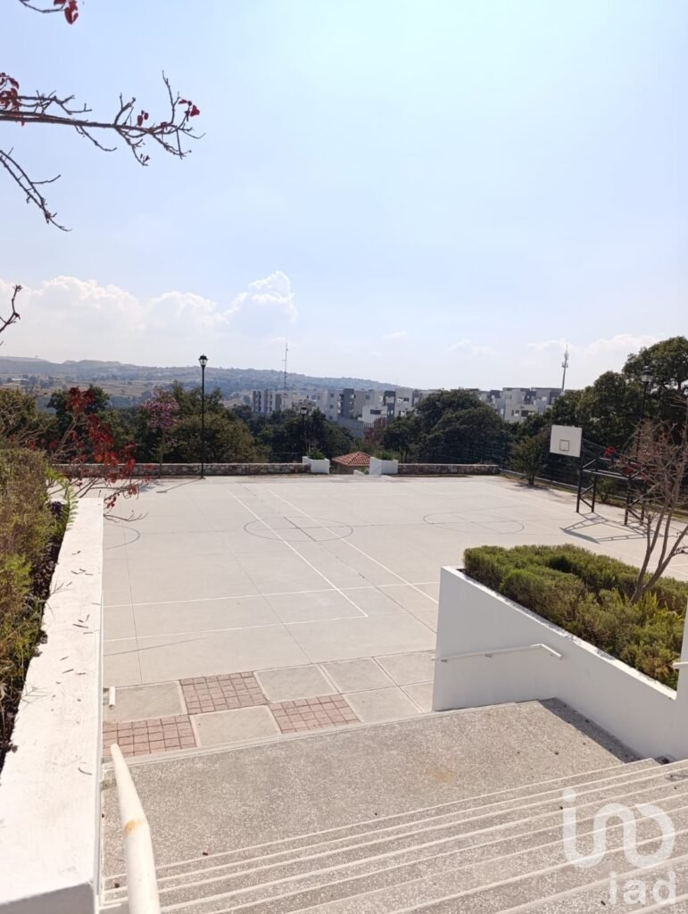 Departamento en Planta Baja con Casa Club, Lomas del Pedregal, Sobre periferico